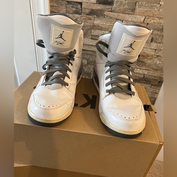 Jordan - Picture 2 of 4